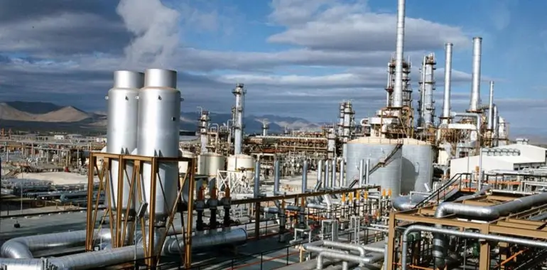 چند پیشنهاد برای حل بحران ناترازی انرژی و کاهش آسیب‌‌‌های آن بر صنعت